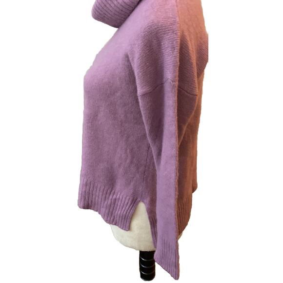 Women’s Cozy Cashmere Blend Sweater , Lilac, Women’s Small, Bartolini Brand EUC - Picture 4 of 8